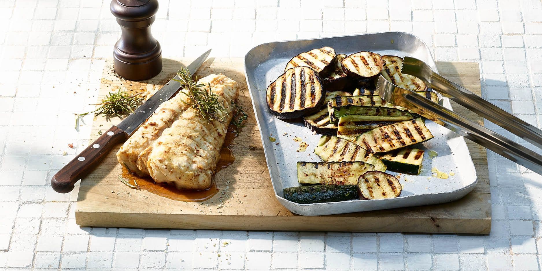 Seeteufelfilet mit grillierten Auberginen und Zucchetti